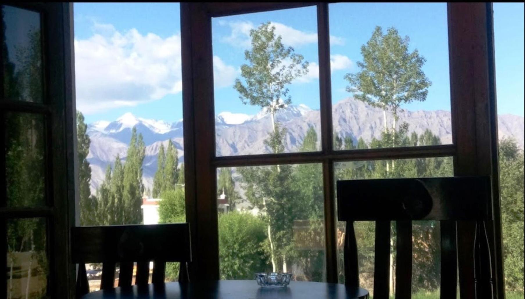 Tih Hotel Jorchung Leh Exteriör bild